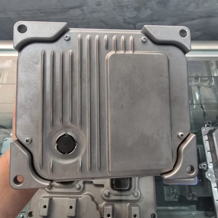 ECU Denso 112500-1018 original para motor Hino J05E-UA 24V